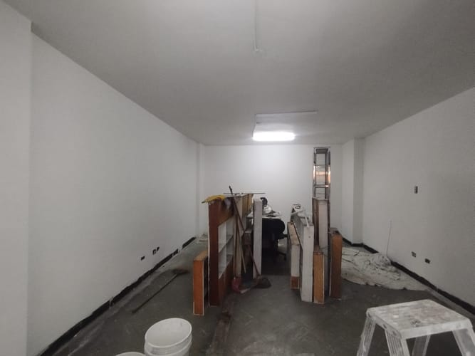 Local en arriendo en La Candelaria, Medellín, 25 m² · foto 8 de 12