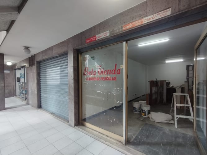 Local en arriendo en La Candelaria, Medellín, 25 m² · foto 9 de 12