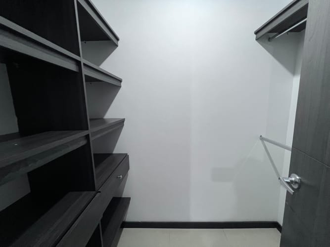 Apartamento de 3 alcobas en arriendo en Conquistadores, Medellín, 100 m² · foto 2 de 20