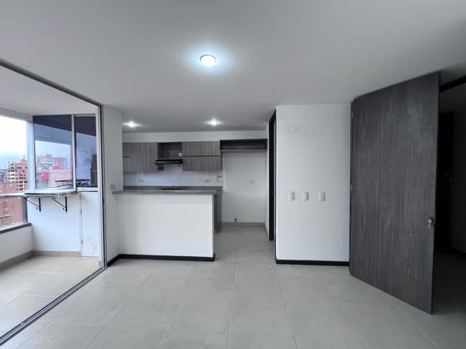 Apartamento de 3 alcobas en arriendo en Conquistadores, Medellín, 100 m² · foto 10 de 20