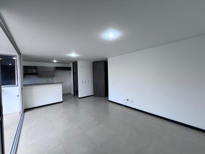 Apartamento de 3 alcobas en arriendo en Conquistadores, Medellín, 100 m² · foto 11 de 20