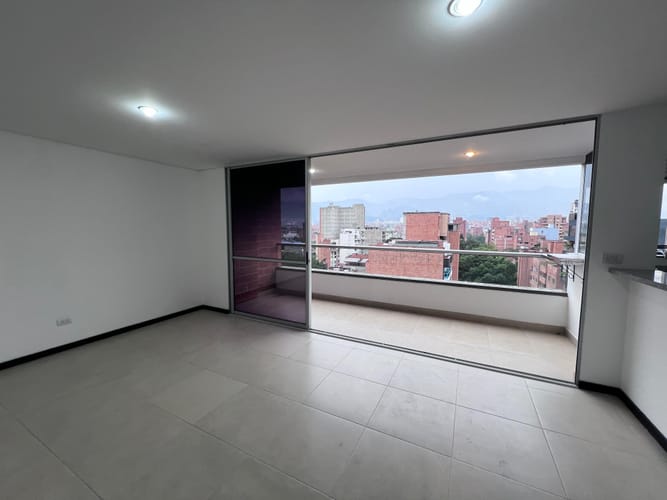 Apartamento de 3 alcobas en arriendo en Conquistadores, Medellín, 100 m² · foto 16 de 20