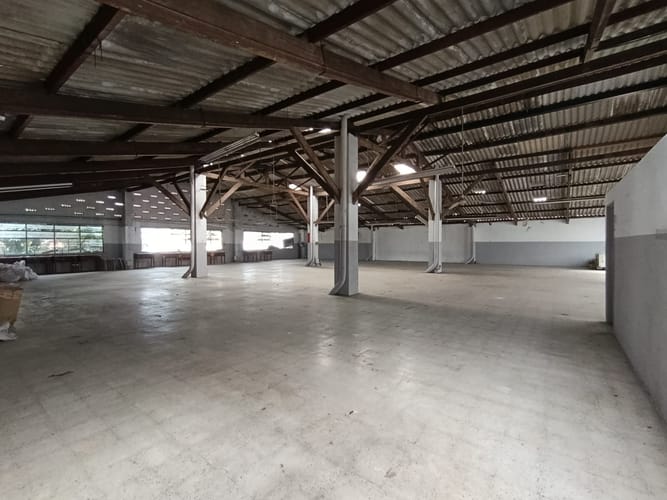 Bodega en arriendo en Perpetuo Socorro, Medellín, 600 m² · foto 6 de 14