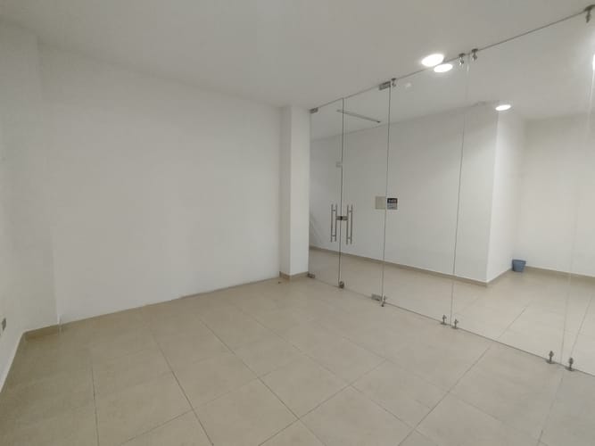 Local en arriendo en Mesa, Envigado, 28 m² · foto 3 de 7