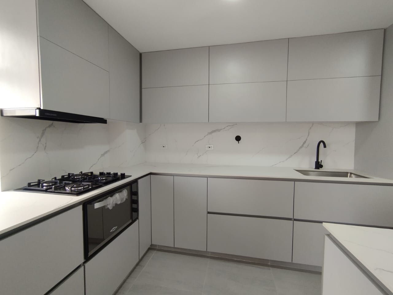 Apartamento en arriendo en Zuñiga, Envigado · foto 3 de 20