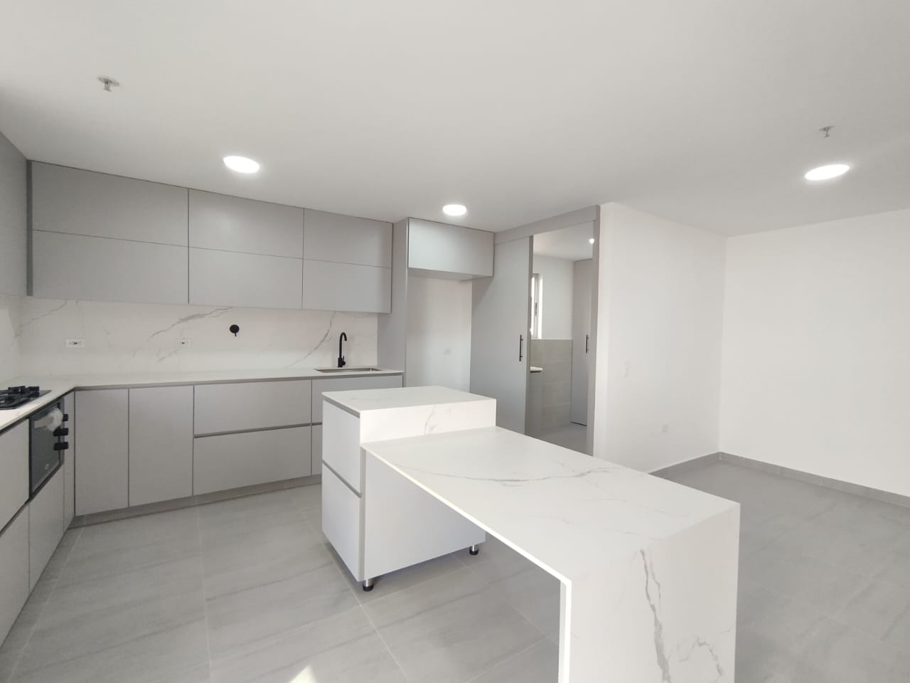 Apartamento en arriendo en Zuñiga, Envigado · foto 4 de 20