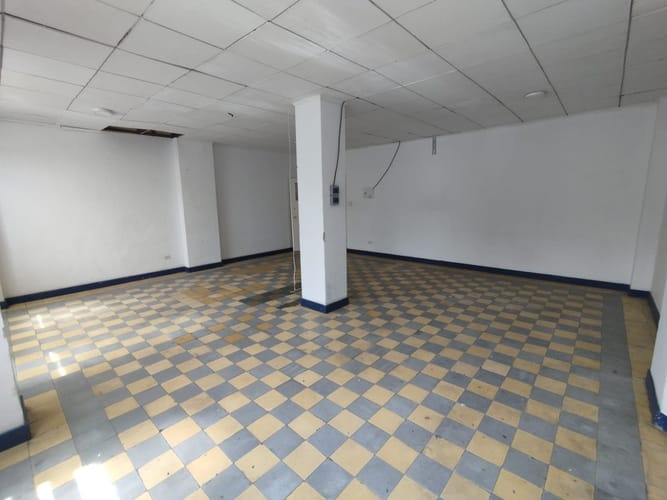 Oficina en arriendo en La Candelaria, Medellín, 85 m² · foto 2 de 12