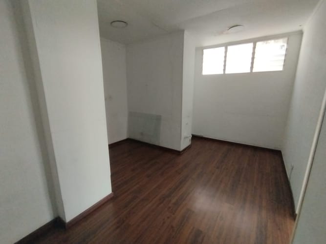 Oficina en arriendo en La Candelaria, Medellín, 85 m² · foto 5 de 12