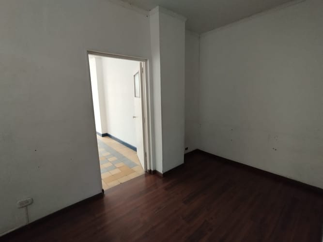 Oficina en arriendo en La Candelaria, Medellín, 85 m² · foto 6 de 12