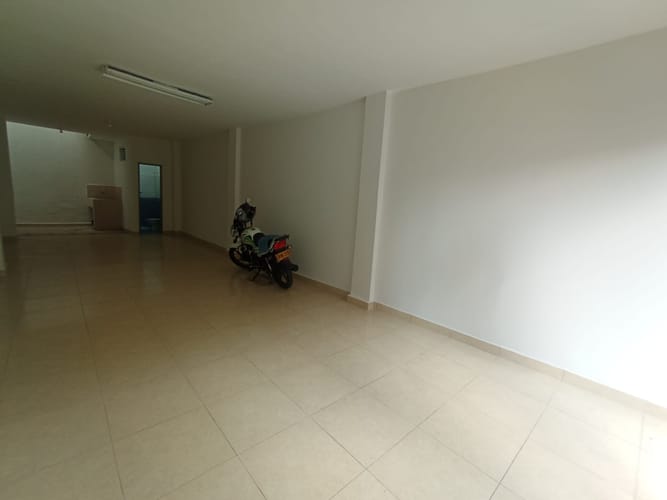 Local en arriendo en Colon, Medellín, 52 m² · foto 2 de 14