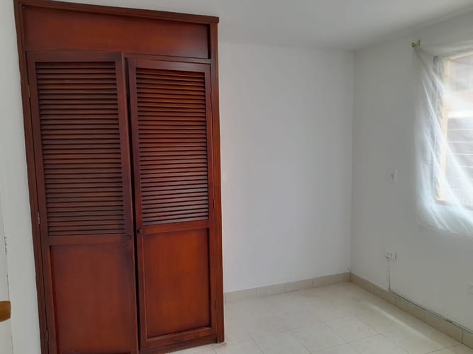Casa de 3 alcobas en arriendo en Los Alcazares, Medellín, 91 m² · foto 18 de 20