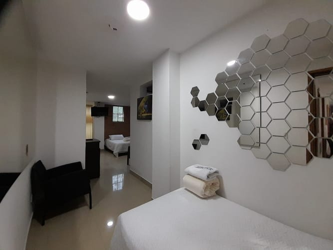 Apartaestudio en arriendo en Laureles, Medellín · foto 2 de 8