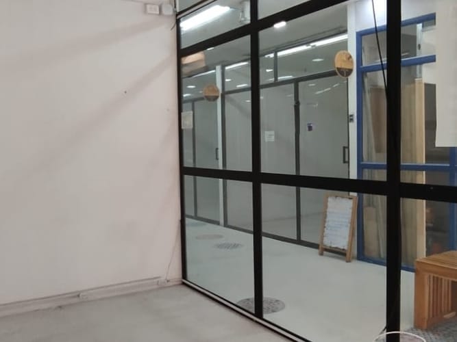 Local en arriendo en Simon Bolivar Sb (Centro), Copacabana, 13 m² · foto 5 de 7