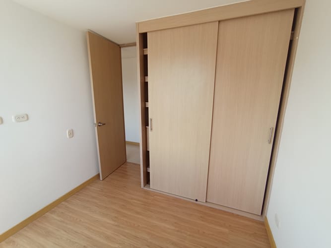 Apartamento de 3 alcobas en arriendo en Loma De La Doctora, Sabaneta, 87 m² · foto 14 de 17