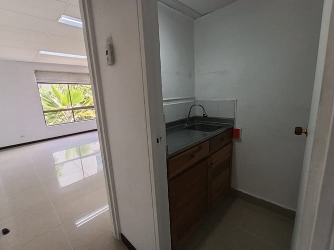 Oficina en arriendo en La Ceja, 35 m² · foto 8 de 10