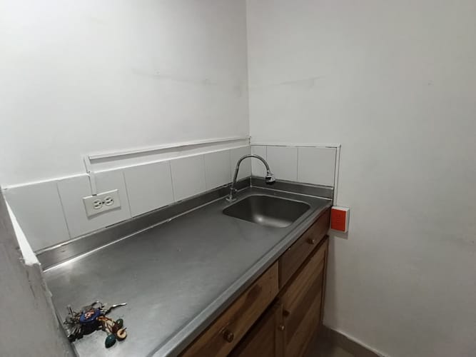 Oficina en arriendo en La Ceja, 35 m² · foto 9 de 10