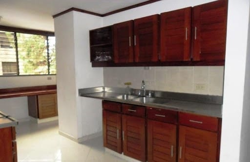 Apartamento de 3 alcobas en arriendo en Urbanización Las Cumbres, Medellín, 187 m² · foto 13 de 13