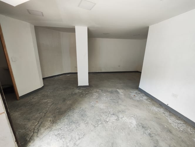 Local en arriendo en Laureles, Medellín, 40 m² · foto 8 de 8