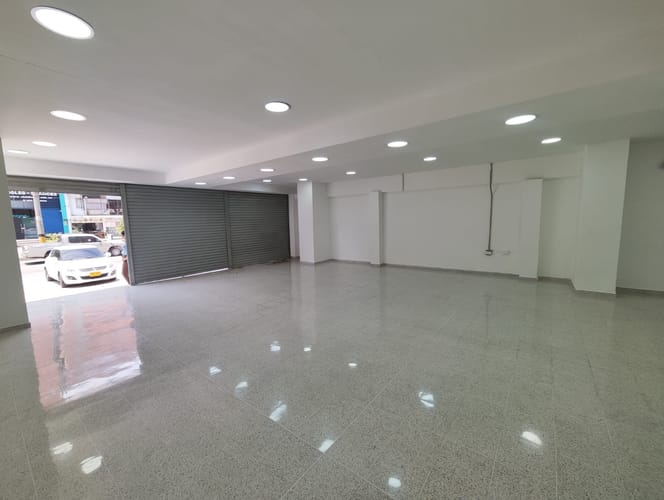 Local en arriendo en Laureles, Medellín, 190 m² · foto 3 de 16