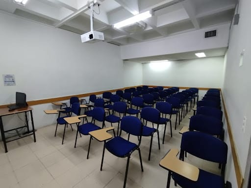 Oficina en arriendo en La Candelaria, Medellín, 235 m² · foto 7 de 20