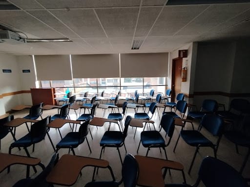 Oficina en arriendo en La Candelaria, Medellín, 235 m² · foto 12 de 20
