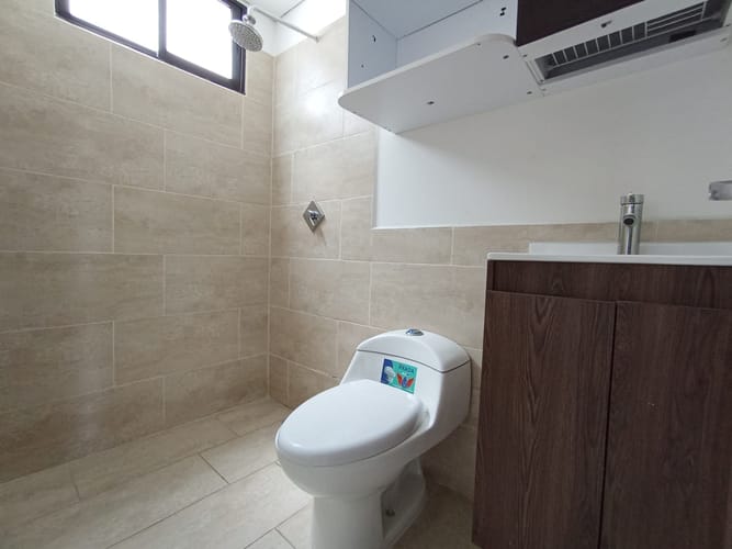 Oficina en arriendo en El Porvenir, Rionegro, 33 m² · foto 7 de 11