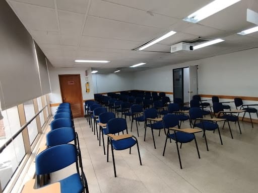 Oficina en arriendo en La Candelaria, Medellín, 235 m² · foto 14 de 20