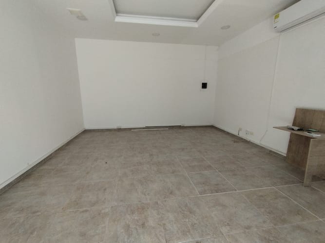 Local en arriendo en El Poblado, Medellín, 35 m² · foto 3 de 7