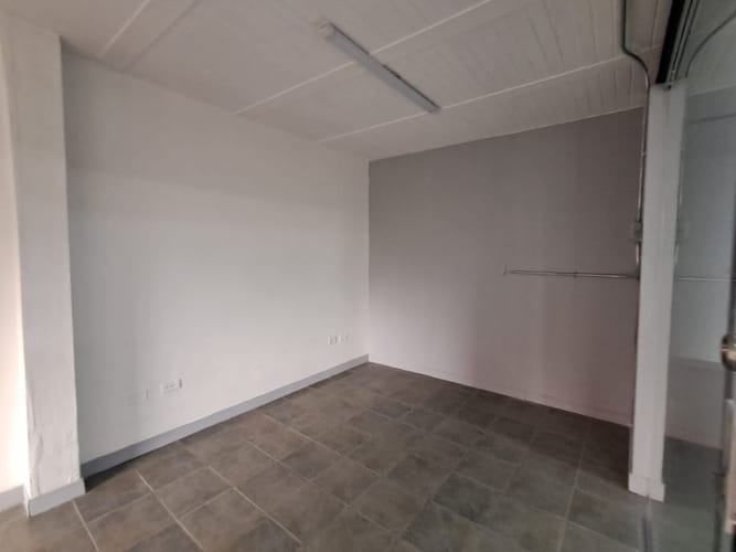 Local en arriendo en La Ceja, 80 m² · foto 3 de 20