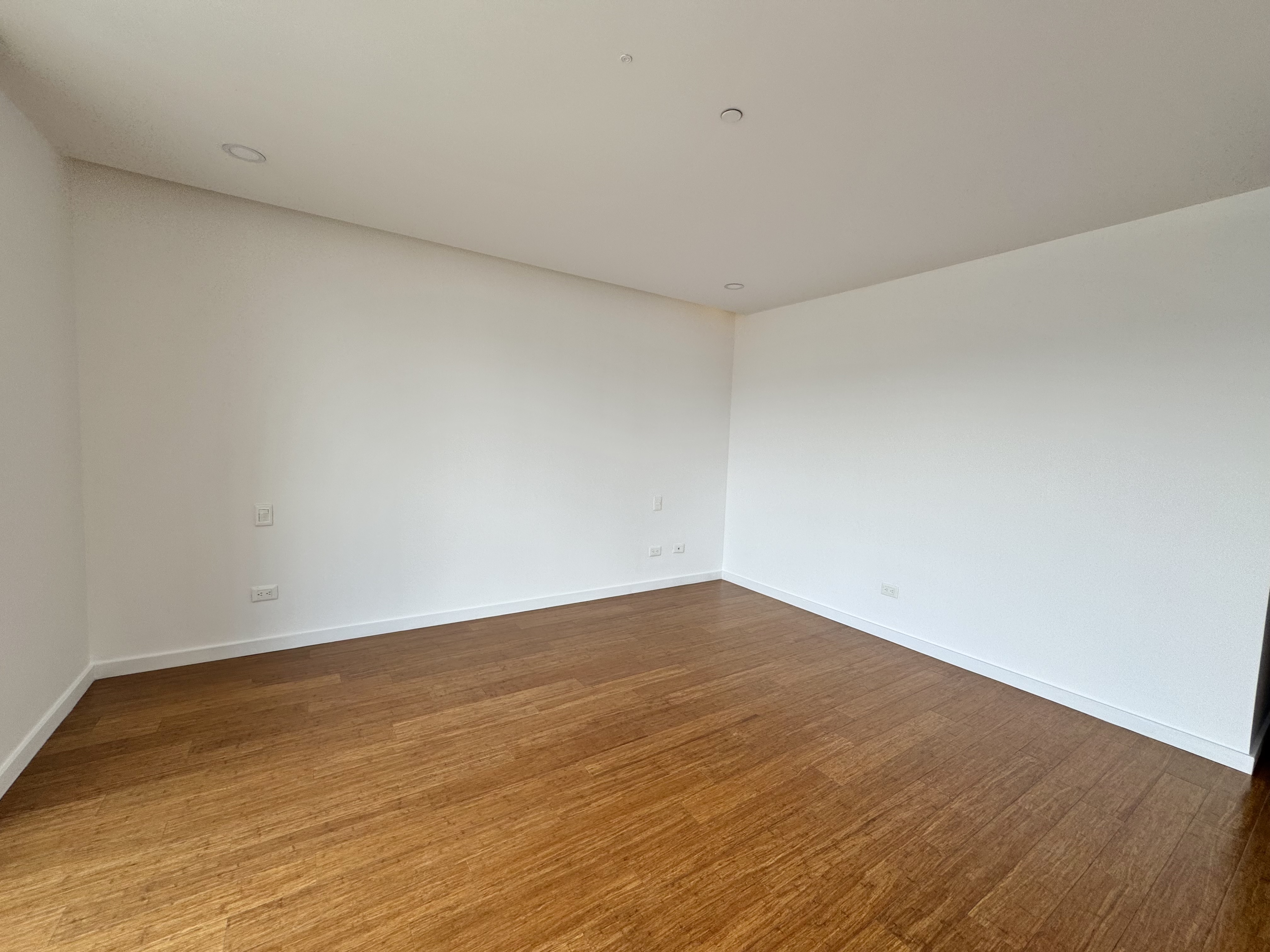 Apartamento en arriendo en El Poblado, Medellín · foto 10 de 19