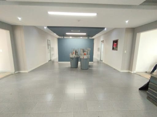 Oficina en arriendo en Zona Industrial No. 2, Itagüí, 2511 m² · foto 2 de 20