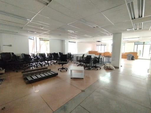 Oficina en arriendo en Zona Industrial No. 2, Itagüí, 2511 m² · foto 6 de 20