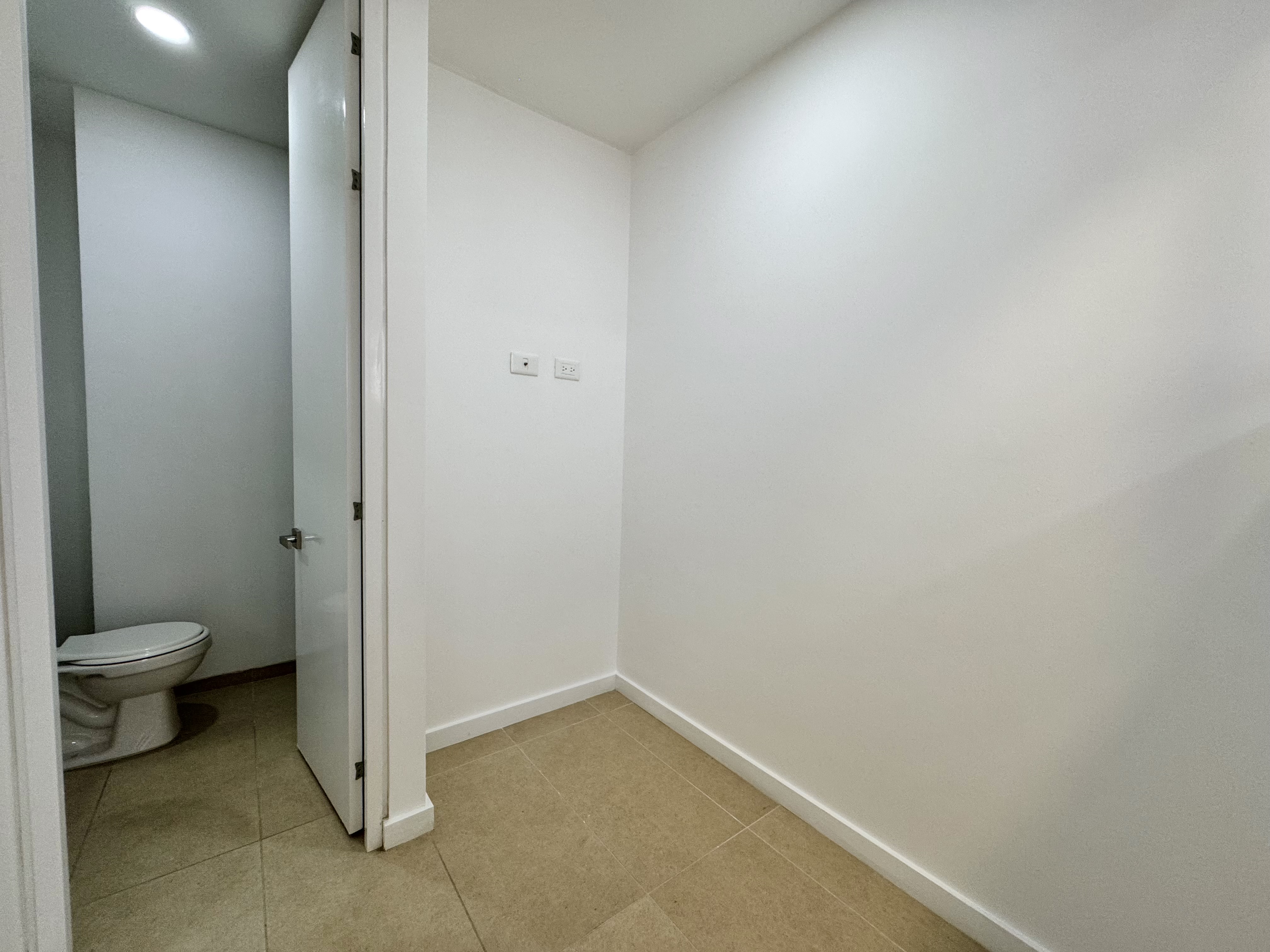 Apartamento en arriendo en El Poblado, Medellín · foto 15 de 19