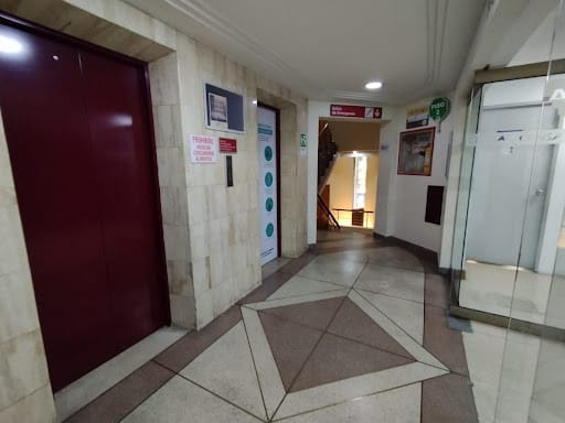 Oficina en arriendo en La Candelaria, Medellín, 244 m² · foto 3 de 20