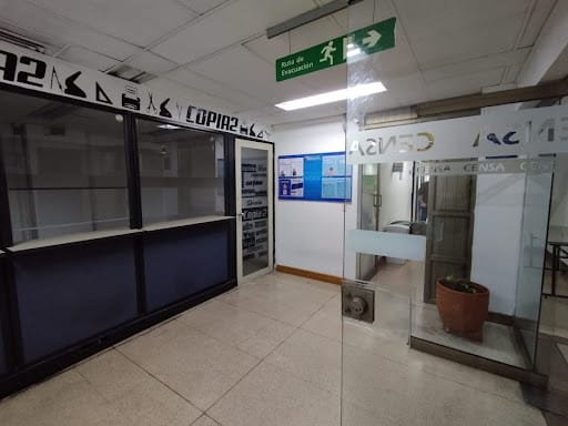 Oficina en arriendo en La Candelaria, Medellín, 244 m² · foto 4 de 20