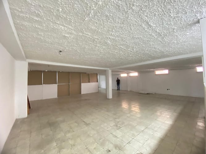 Bodega en arriendo en Viviendas Del Sur, Itagüí, 250 m² · foto 3 de 10