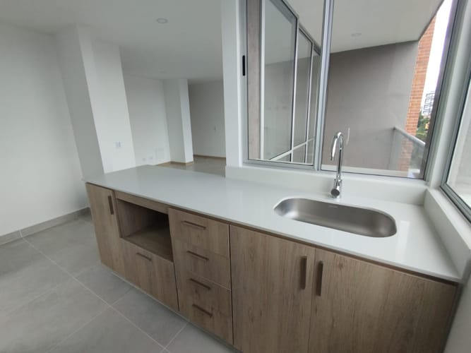 Apartamento de 3 alcobas en arriendo en Los Colegios, Rionegro, 74 m² · foto 5 de 17