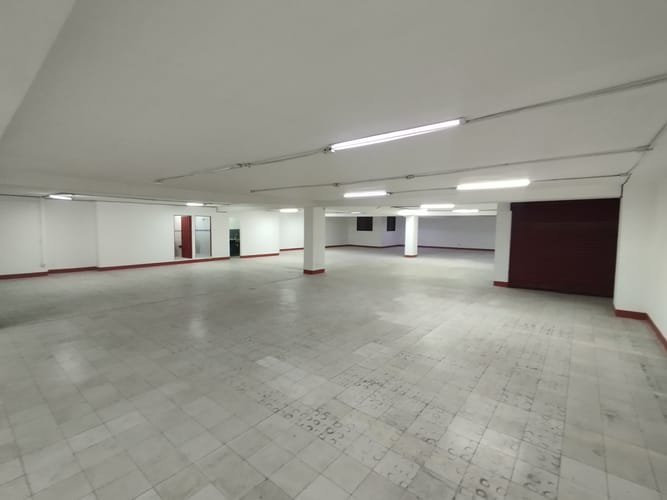 Bodega en arriendo en Caribe, Medellín, 530 m² · foto 7 de 20