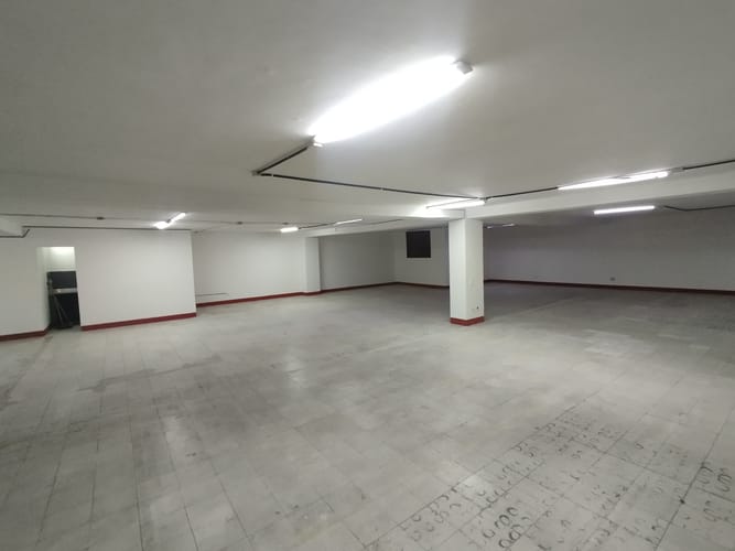 Bodega en arriendo en Caribe, Medellín, 530 m² · foto 10 de 20