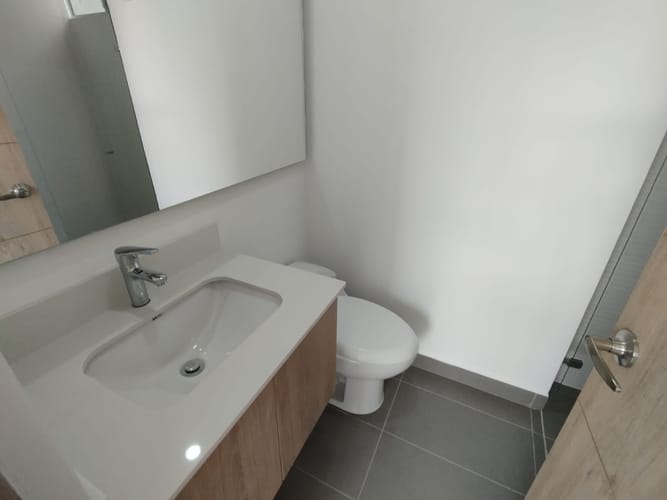 Apartamento de 3 alcobas en arriendo en Los Colegios, Rionegro, 74 m² · foto 12 de 17