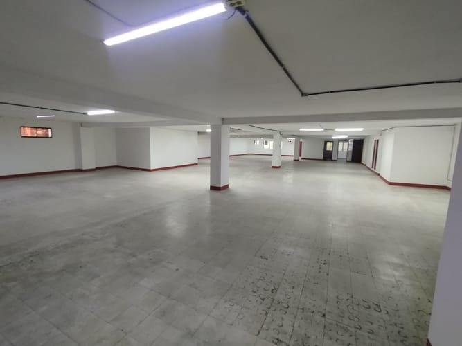 Bodega en arriendo en Caribe, Medellín, 530 m² · foto 13 de 20