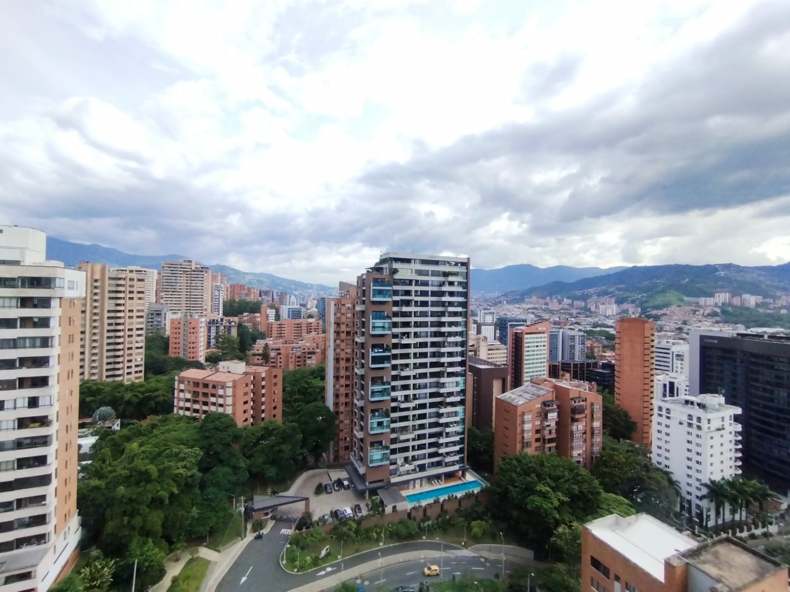 Apartamento en Arriendo en El Poblado, Medellín