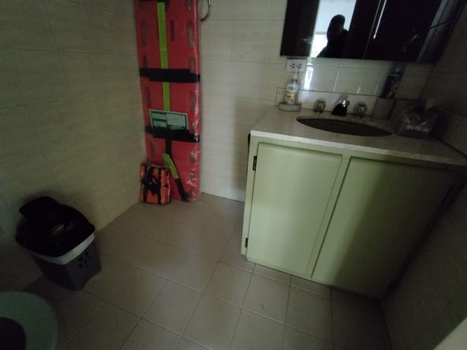 Casa de 6 alcobas en arriendo en Urbanización Las Cumbres, Medellín, 400 m² · foto 13 de 20