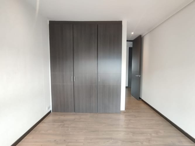 Apartamento de 3 alcobas en arriendo en El Poblado, Medellín, 143 m² · foto 15 de 20
