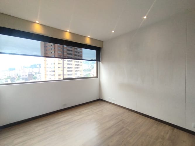 Apartamento de 3 alcobas en arriendo en El Poblado, Medellín, 143 m² · foto 16 de 20