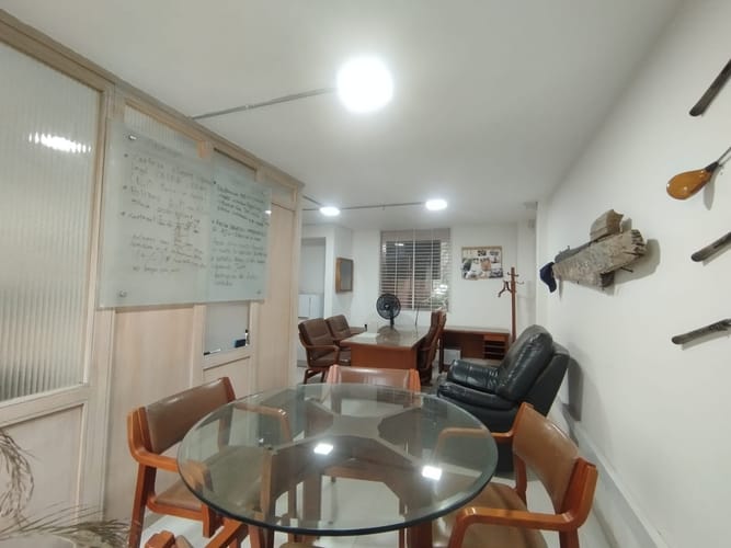 Oficina en arriendo en Laureles, Medellín, 104 m² · foto 9 de 11