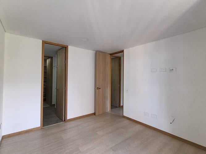 Apartamento de 2 alcobas en arriendo en San Diego, Medellín, 67 m² · foto 10 de 13