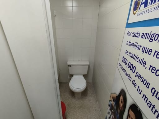 Oficina en arriendo en La Candelaria, Medellín, 479 m² · foto 19 de 20
