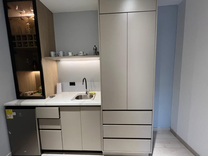 Oficina en arriendo en Laureles, Medellín, 25 m² · foto 6 de 8