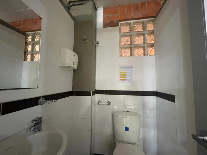 Oficina en arriendo en Laureles, Medellín, 95 m² · foto 3 de 10